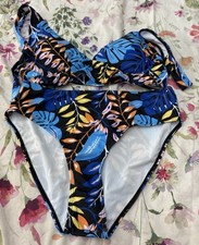 Womens Bikini Size 16 NEW