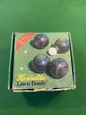 Henselite Lawn Bowls Set of 4
