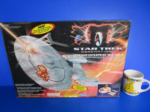 Playmates uss enterprise - playmates,