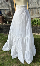 VTG White Crinoline Petticoat