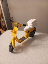 Vintage Sindy Scooter Good