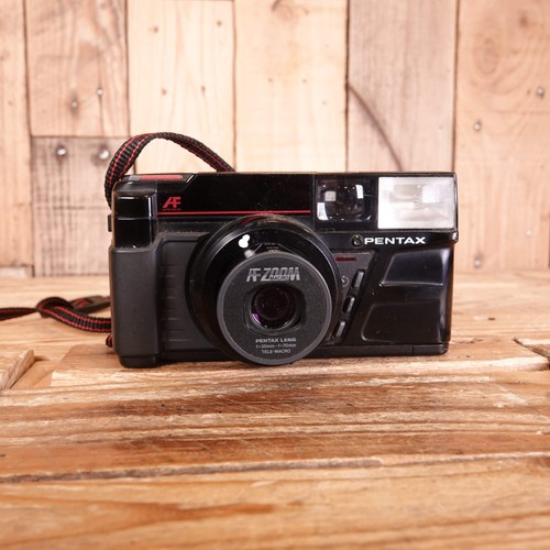 Faulty pentax zoom camera - 70,