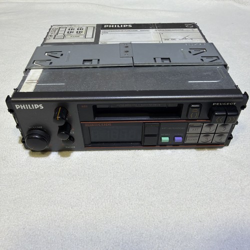 Vintage philips 22dc680 car - vintage,