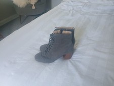 Ladies Next Grey Victorian