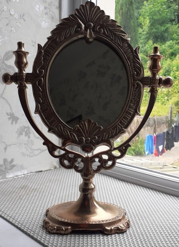 Vintage style oval swivel - vintage,