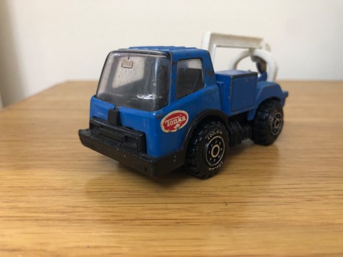 Tonka vintage tow truck - tonka,