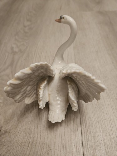 Vintage lladro white swan - lladro,