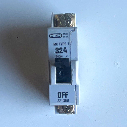 Mem type mcb 32a - m6, 1
