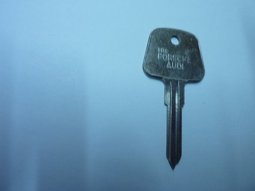 Classic car key blank a81s - 1,