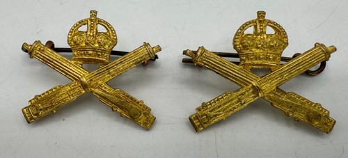 Pair vintage british - vintage, collar