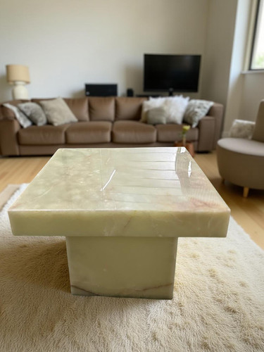 Handcrafted onyx pedestal - handcrafted,