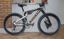 RRP £6500 SCOTT SPARK FULL CARBON CROSS COUNTRY MOUNTAIN BIKE CARBON WHEELS FORK