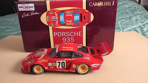 Carousel porsche 935 - 1/18,