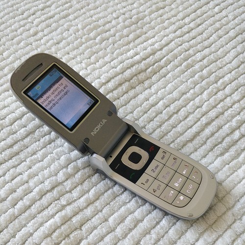 Nokia 2760 silver - silver, /