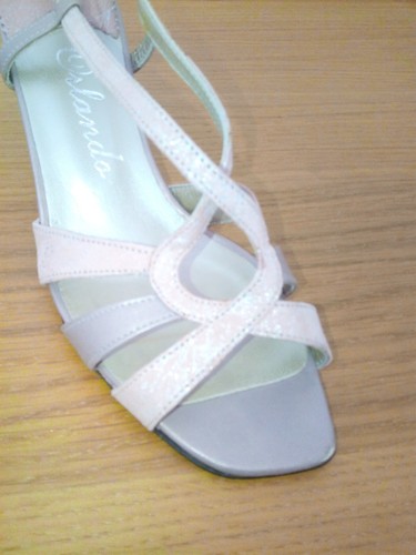 Shoes size pink and silver - 4,,