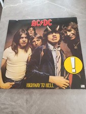 AC/DC - HIGHWAY TO HELL