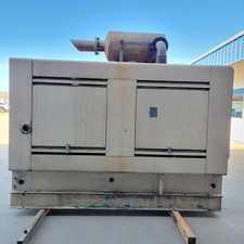CUMMINS GENERATOR SET