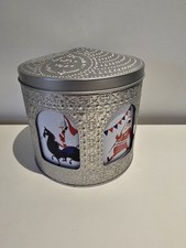 Marks & Spencer Queen