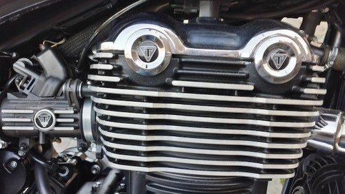 Triumph thunderbird storm - thunderbird,