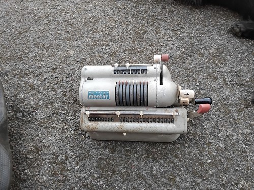 Mentor calculating machine - calculating,