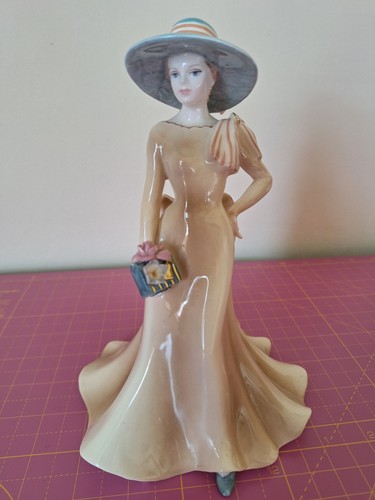 The vintage coalport figurine - vintage,