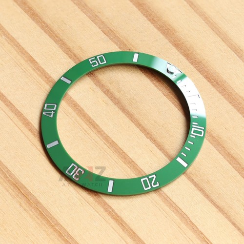Emerald green ceramic bezel - emerald,