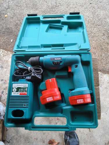 Vintage makita 8411d 12v - vintage,