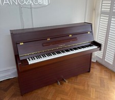 Yamaha E108 Japanese Upright Piano from 1999 - Warranty - Delivery