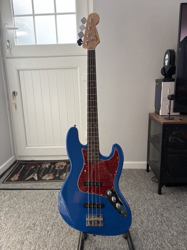 Fender - genuine), ‘’
