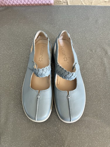 Women light blue hotter - women’s,