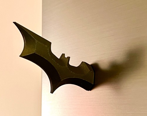 Batarang magnet movie prop - movie,