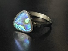 Sterling 925 Silver flashes Paua Shell Ring. UK Size M -Unusual & Striking