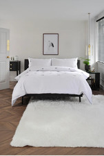 Feather embroidered bedlinen - feather,