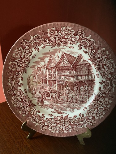 Royal tudor ware plate - royal, 10”