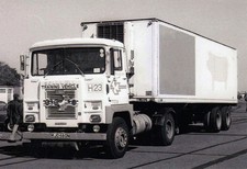 B/W PHOTO: BRITISH ROAD SERVICES SCAMMELL CRUSADER ARTIC FRIDGE TRAILER