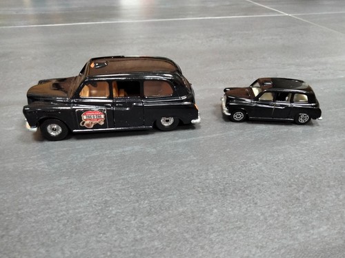 Corgi toys london - x,