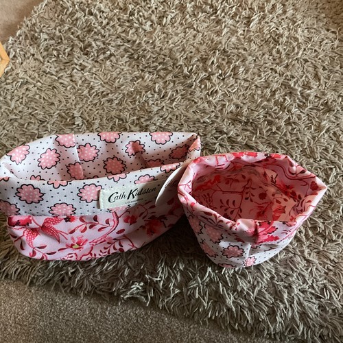 Bnwt cath kidston set two - set,