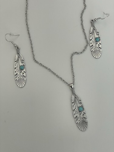 Boho feather necklace - feather,
