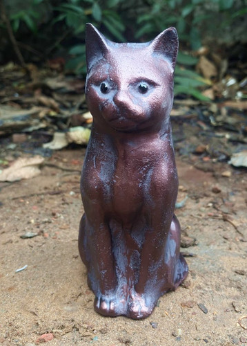 Sitting cat home ornament - sitting,