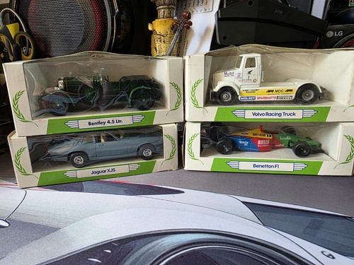 Large corgi cars new box - new, in