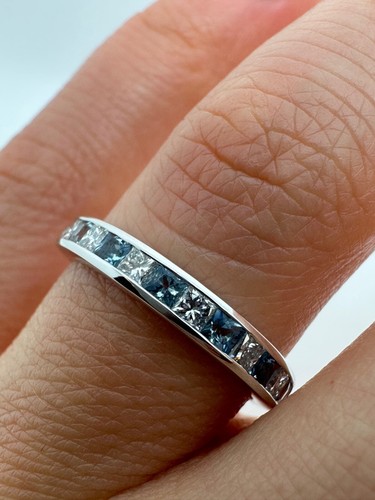 9ct white gold - 9ct, eternity
