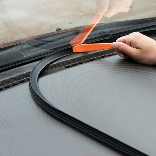 Rubber dashboard windshield - rubber,