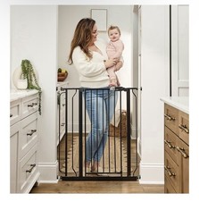 Regalo Easy Step Walk Thru