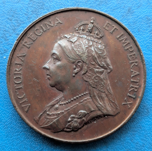 Queen victoria diamond - victoria,