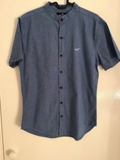 Hollister Men's Short Sleeve Grandad Collar Shirt Epic Flex Muscle Fit Size S