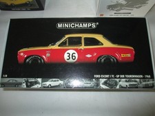 MINICHAMPS 1/18 FORD ESCORT 1