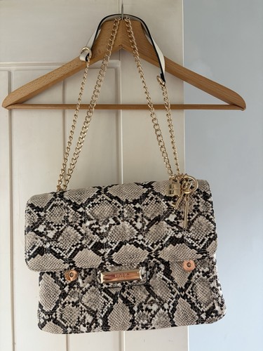 River island shoulder bag