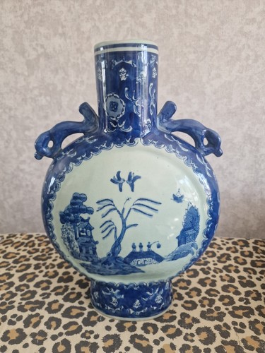 Vintage chinese vase - vintage,