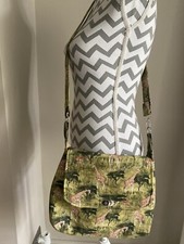 Ladies shoulder bag giraffe print Fully Lined