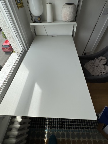 Vitsoe 606 integrated table - 606,